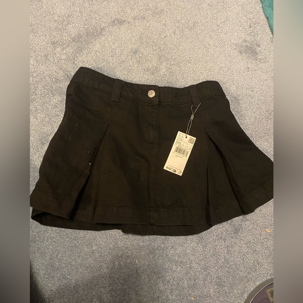 Black Mini Skirt XXS